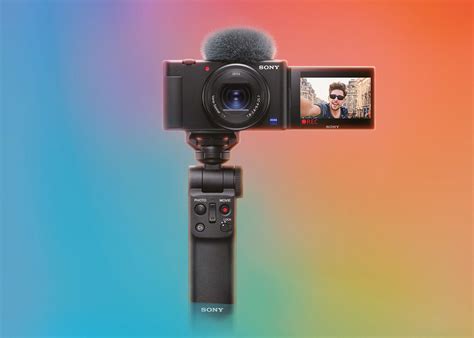 sony expands range  vlogging solutions  introduction  vlog camera zv   fdr ax