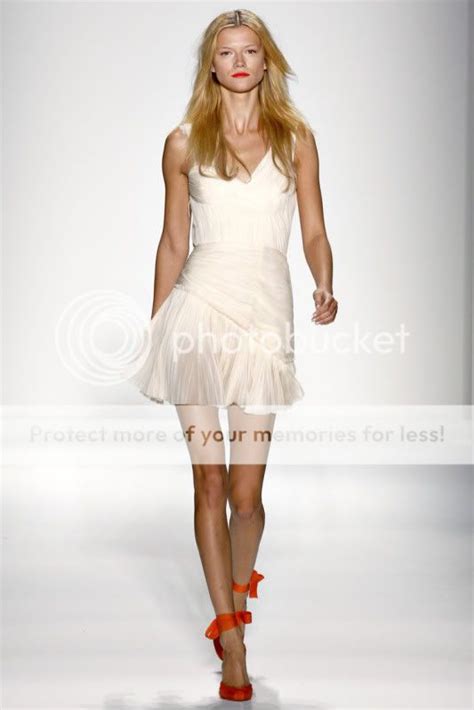 fashion tidbits white dresses