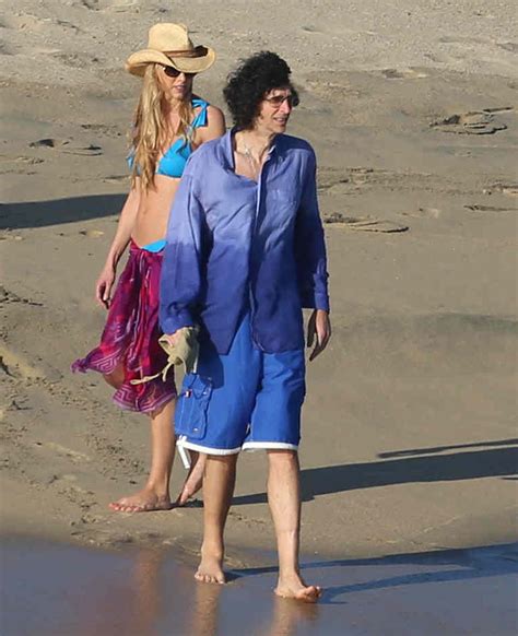 beth ostrosky  howard stern    guests  vacation