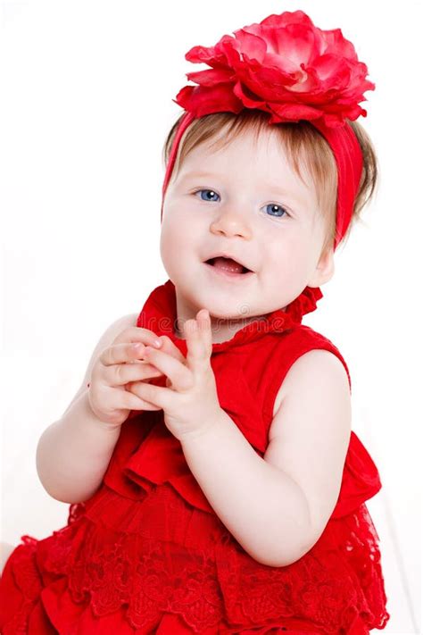 portret van een klein meisje op een witte achtergrond stock foto image  mooi gezicht