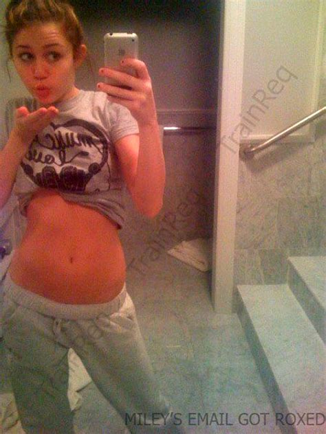 Miley Cyrus Nude Leaked Pics And Real Porn [2020 Update