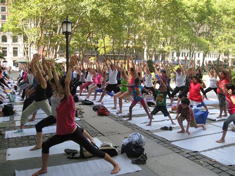 Bryant Park Blog Bryant Park Yoga Returns On June 4