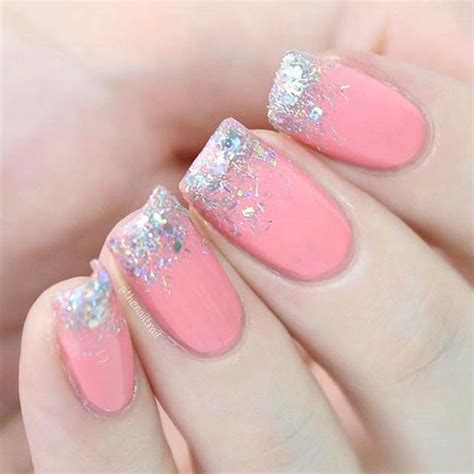 23 Gorgeous Glitter Nail Ideas For The Holidays Page 2 Of 2 Stayglam