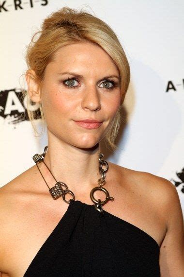 claire danes hairstyles claire danes blonde updo hairstyle sheknows celebsalon hair