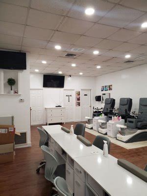 amelia nailsspa updated april      macdade blvd