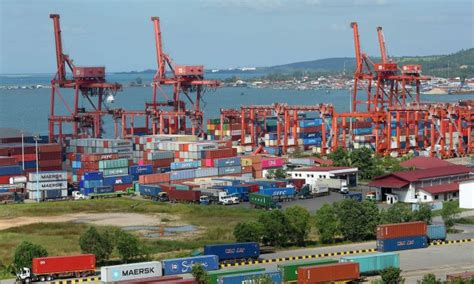 fines cambodian firms  transshipped chinese goods  dodge