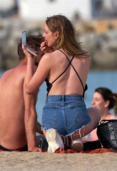 Diana Vickers Nude Tits In Spain Scandal Planet