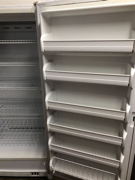 Frigidaire 20 Cubic Ft Commercial Upright Frost Free Freezer For Sale