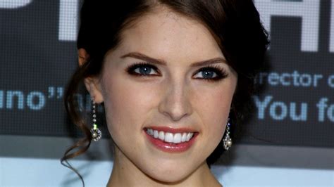 The Taco Bell Item Anna Kendrick Has Been A Fan Of Since 2012