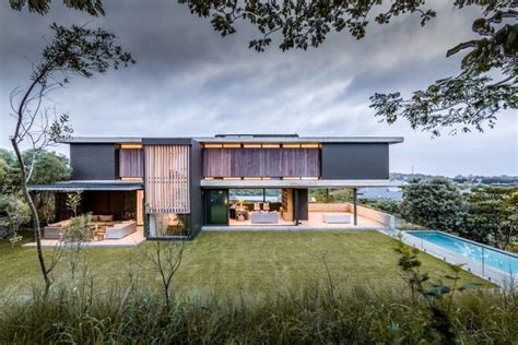 spectacular modern home  south africa  bloc architects