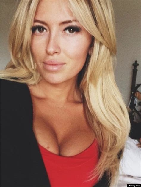 Paulina Gretzky S Boobs Are Back On Instagram In Sexy New Pics Photos
