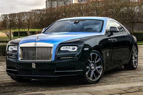 rolls royce wraith overview autotrader