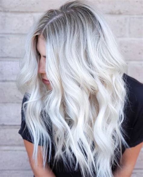 40 beautiful styles to elevate your platinum blonde hair