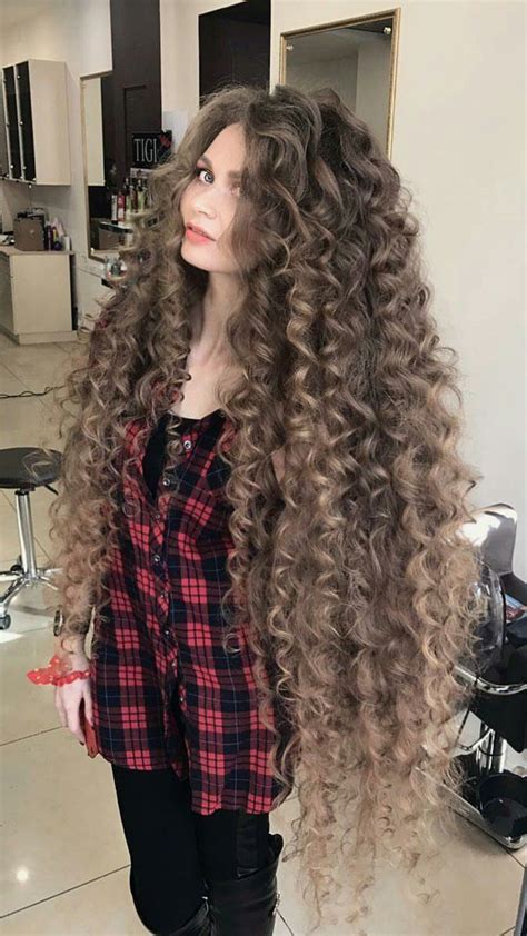 Gorgeous Long Hair Olderwomenshairstyleslong Capelli Lunghissimi