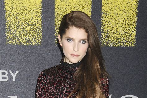 anna kendrick fought against having a love interest in