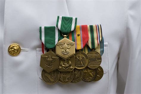 army commendation medal criteria  background