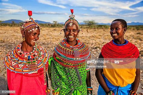 60 hochwertige afrikanischer volksstamm bilder und fotos getty images