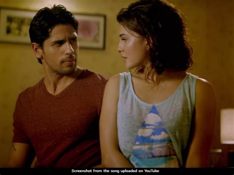 A Gentleman Sidharth Malhotra S Guide To Romance In New Song Lagi Na Choote
