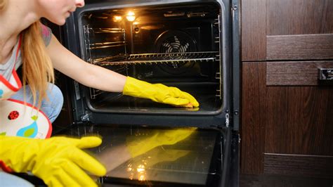 clean   glass   oven door    appliance service