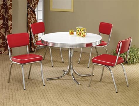 style  retro table   red chairs
