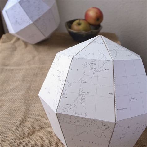 le paper globe  downloadable template    paper globe