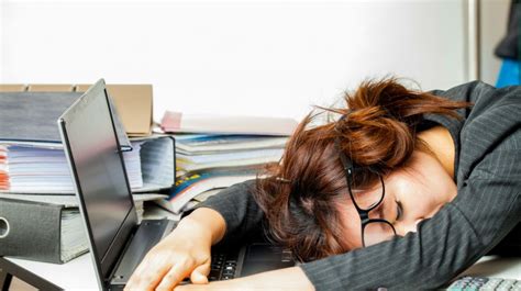 Are Your Employees Getting Enough Sleep And If Not Why