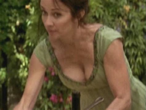 phe04 porn pic from patricia heaton showing cleavage in lowcut dress sex image gallery