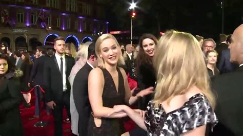 Jennifer Lawrence And Natalie Dormer Hot Kiss Youtube