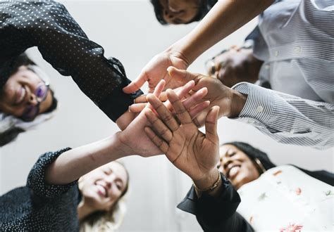 ideal ways  inspire teamwork collaboration   organisation ideal magazine