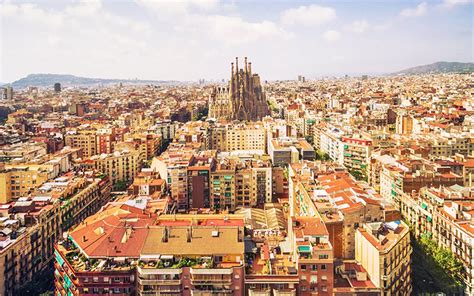 barcelona discover  catalan capital   facets true activist