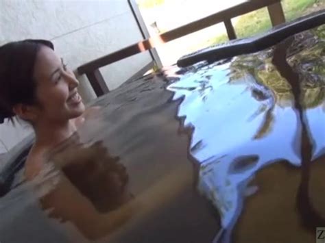 subtitled japanese mature tae bathes in outdoor onsen free porn videos youporn