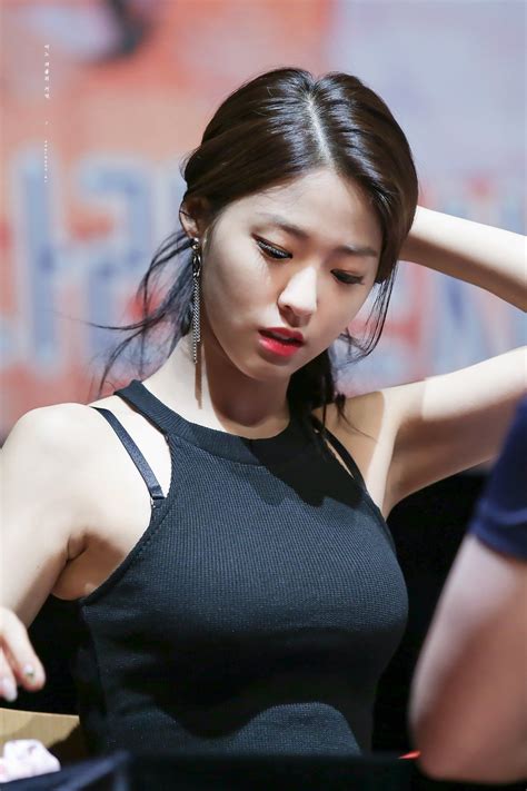Pin By Sizzy On The Inside Is What Matters But Seolhyun Pretty