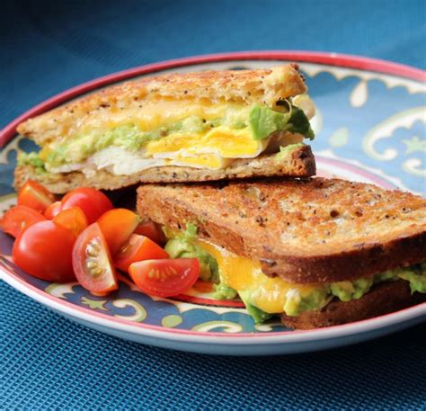 avocado breakfast sandwich easy recipes