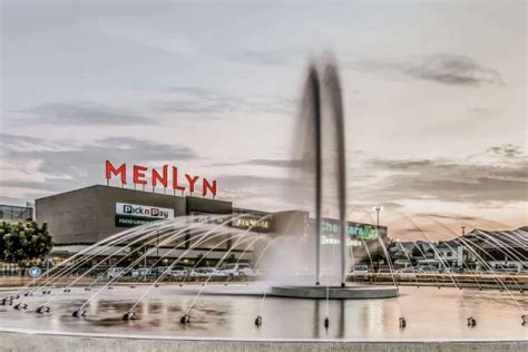 menlyn mall shopper plummets   death heres