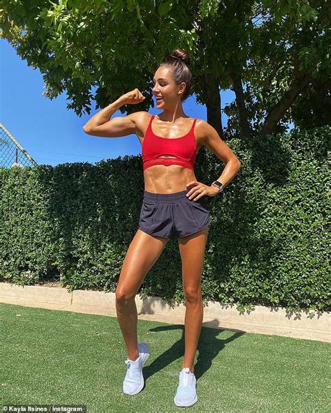 kayla itsines 28 reveals the 10 minute ab workout she