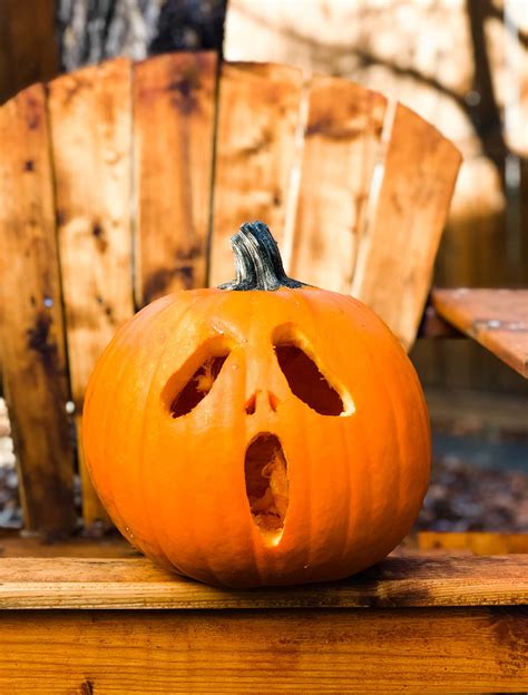 create easy funny pumpkin faces    gourd time