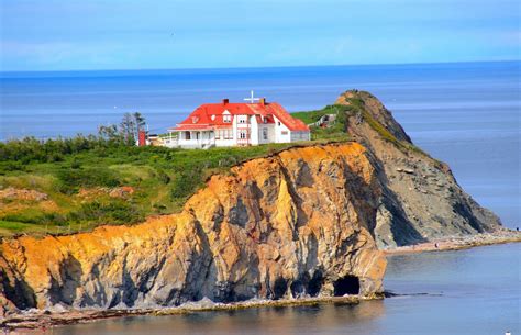 life     highway  quebecs maritime region vacayca