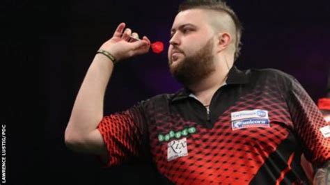 premier league darts michael smith simon whitlock maintain  starts bbc sport