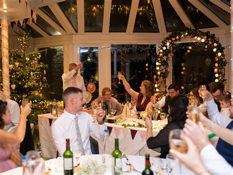 book  christmas meal  lands  hotel