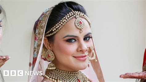 The Indian Video Challenging Shy Bride Stereotypes Bbc News