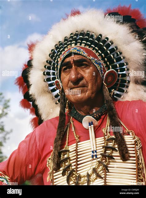 portrait  sioux indian chief big cloud headdress native american