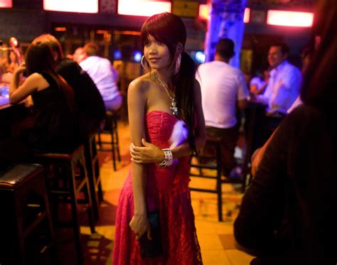 information of sihanoukville bar modern food girl night cambodia guest friendly hotels