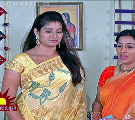 Sivaranjani Priyamanaval Tamil Tv Serial Actress Sari Caps