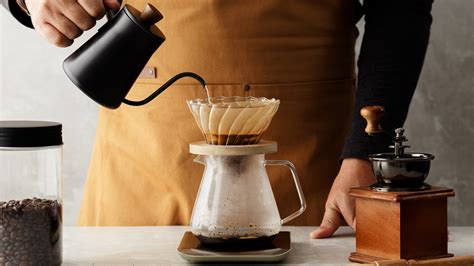 pour  coffee toms guide