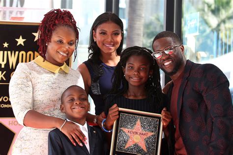 kevin hart got his star on the hollywood walk of fame