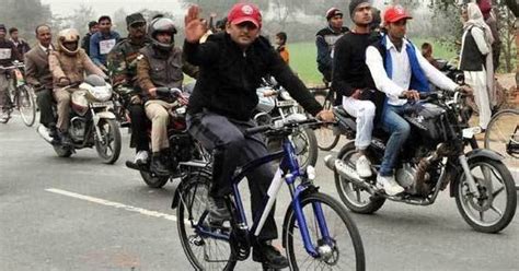 Akhilesh Yadav To Construct India S Biggest Cycle Track In