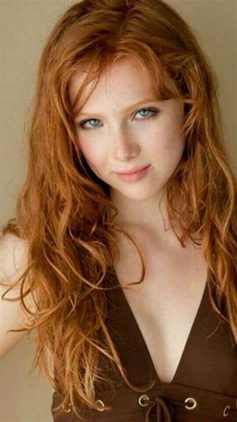 Pin By Deon Van On Gorgeous Redheads Beautiful Red Hair Red Haired