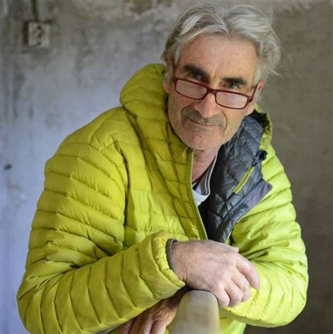 video appears to show beheading of french hostage herve gourdel metro