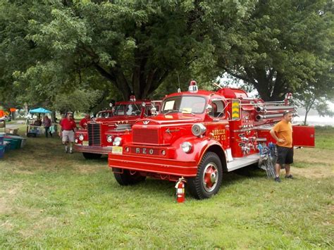 antique fire apparatus show held  august   cooper river park
