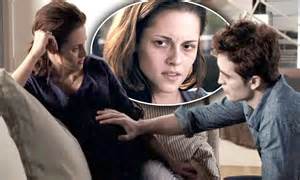new breaking dawn trailer pregnant and dying bella swan revealed in twilight footage daily